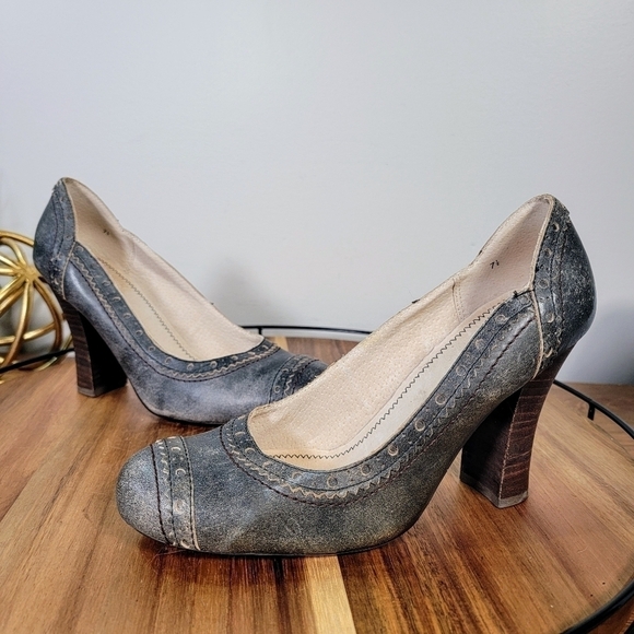 Seychelles Vintage Style Distressed Retro Leather and Wood heels Size 7.5 - Picture 6 of 16